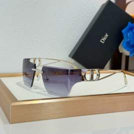 Picture of Dior Sunglasses _SKUfw75840795fw